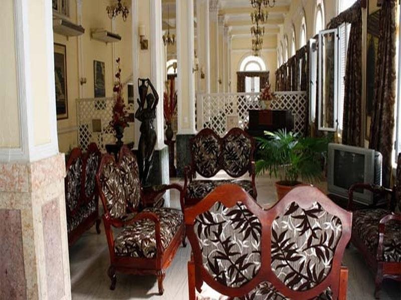 Lincoln in Havana, Cuba