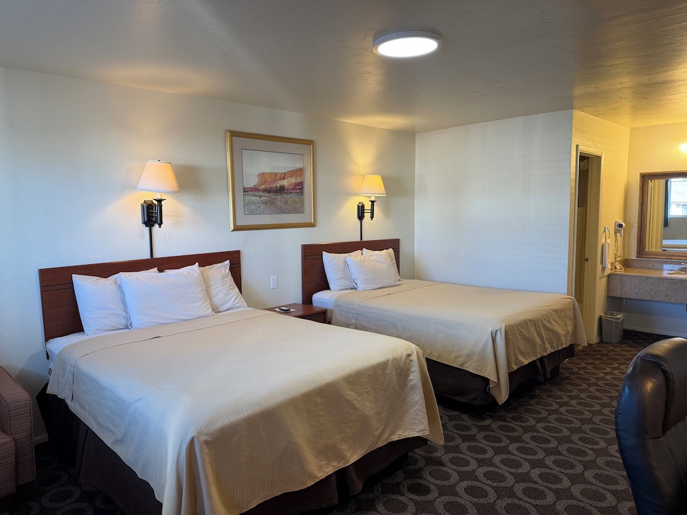 Canyonlands Motor Inn - photo 7