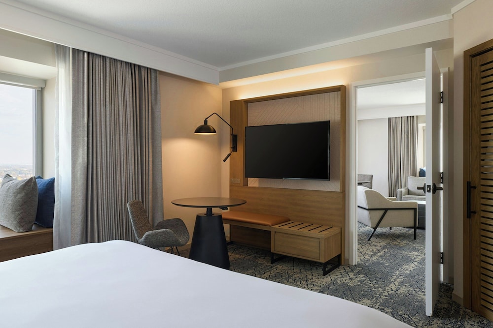 Sheraton Grand Sacramento Hotel - photo 54