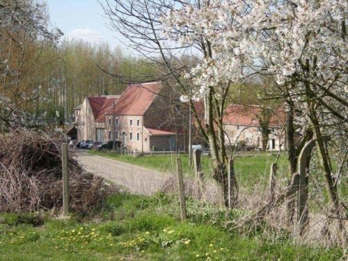 De Verborgen Parel — 4-Star Luxury Hotel in Borgloon, Belgium