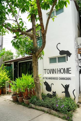 Town Home by The Warehouse Chiang Mai — 4-Star Luxury Hotel in Chiang Mai, Thailand
