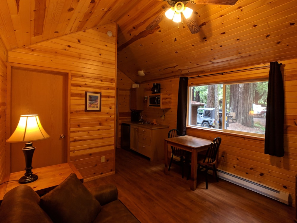 Emerald Forest Cabins - photo 68