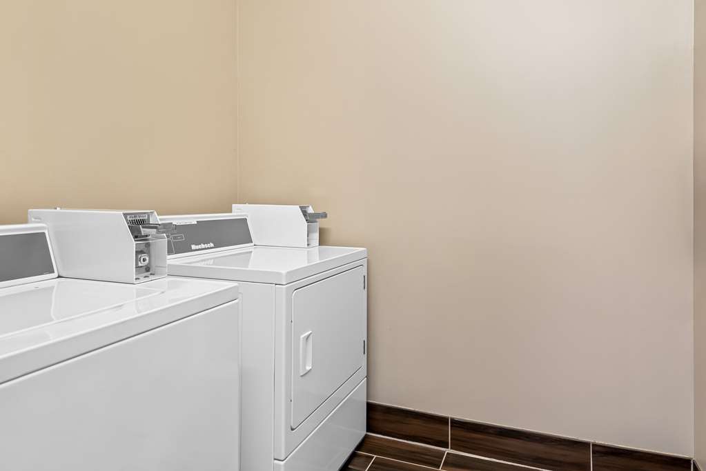 Comfort Suites near Camp Lejeune - photo 35