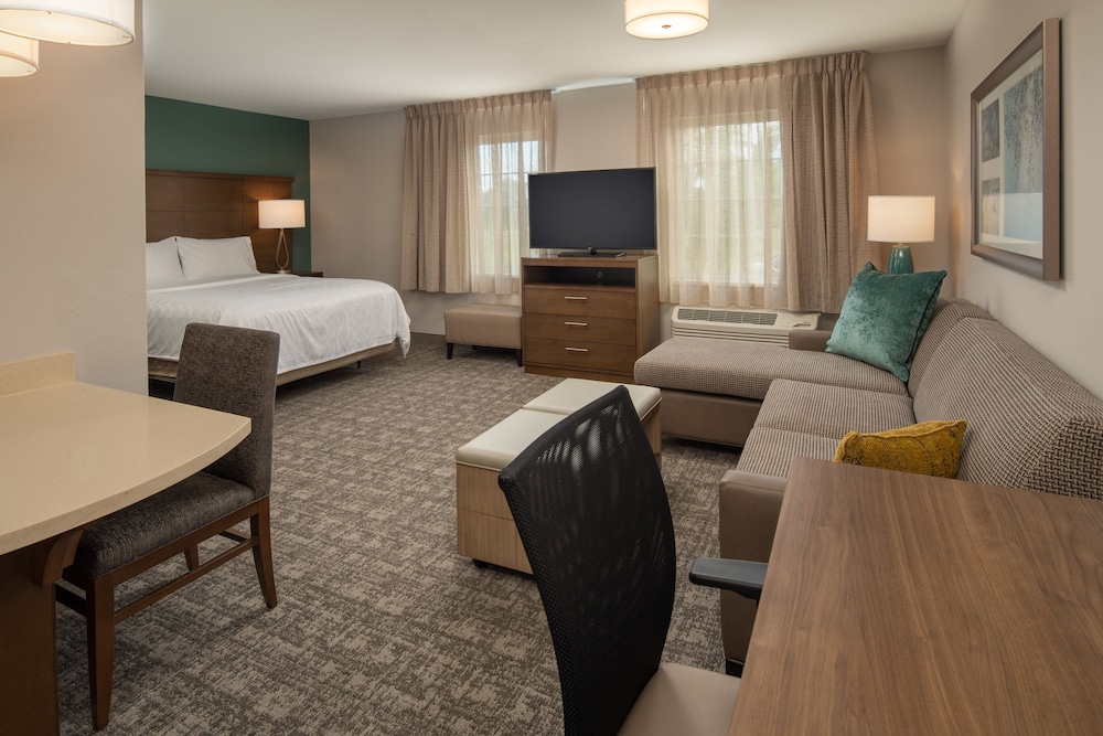 Staybridge Suites Hillsboro North by IHG - photo 10
