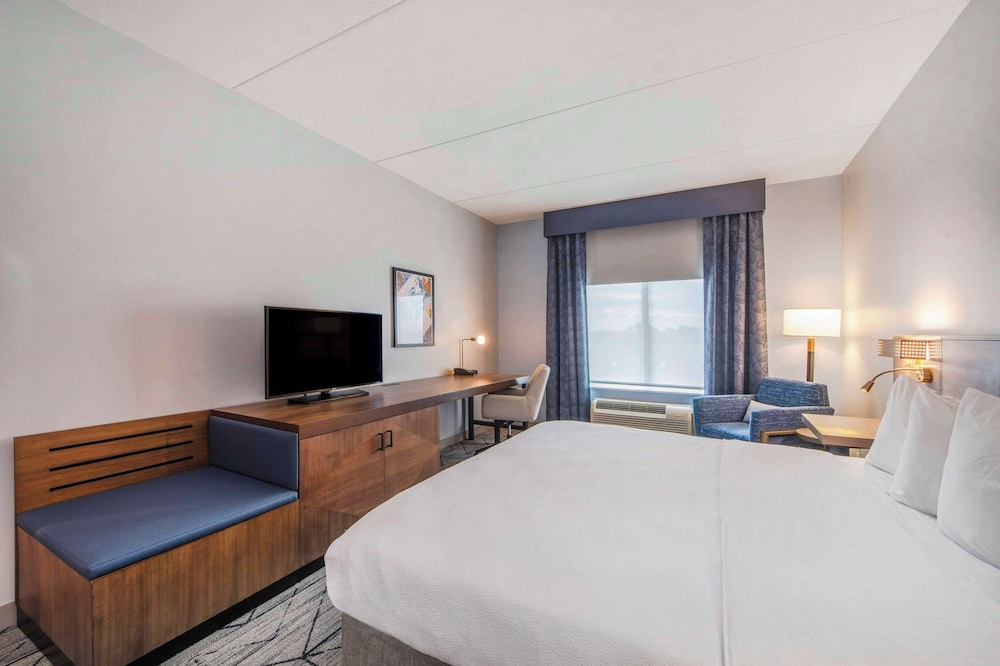 Hilton Garden Inn Raleigh Cary - photo 30