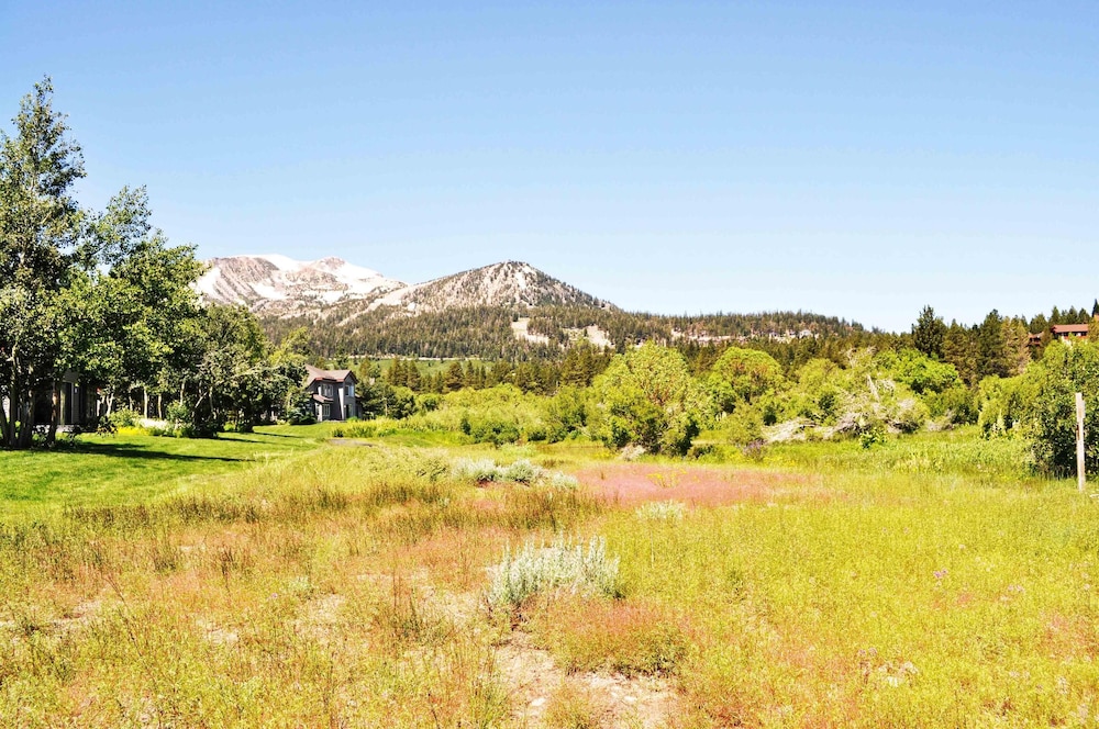 Snowcreek #510 Phase IV in Mammoth Lakes, United States