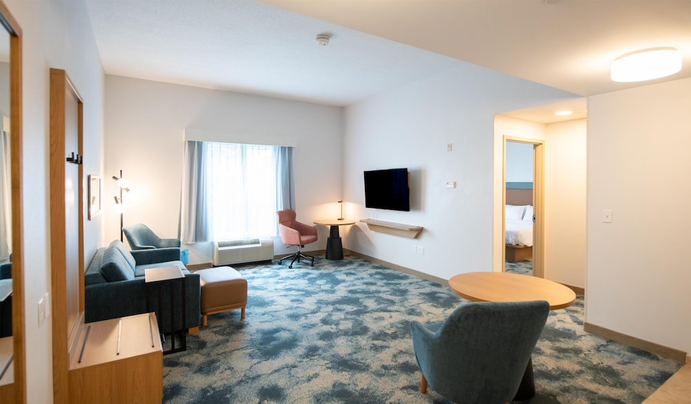 Hampton Inn Presque Isle Maine - photo 34