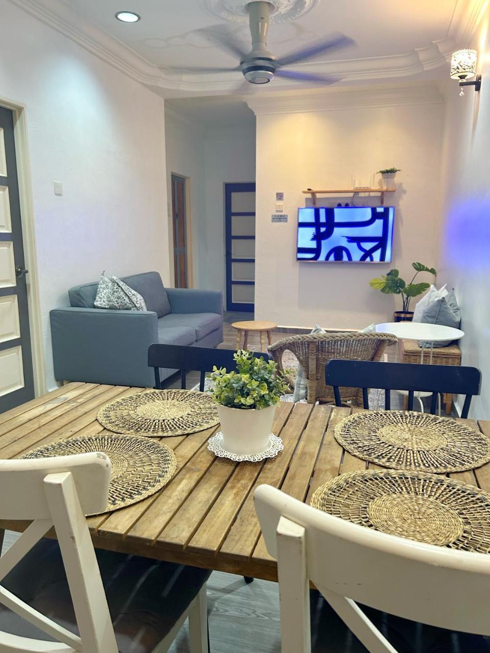 Bf Stay 2 — hotel near Sultan Mahmud Airport