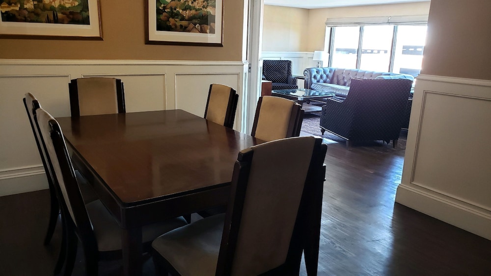 Holiday Inn Williamsport by IHG - photo 13