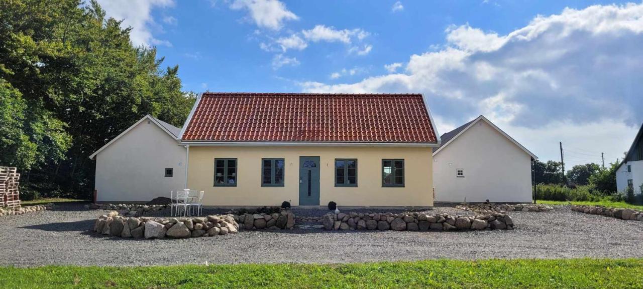 Hus i mysig by nära havet in Ystad, Sweden