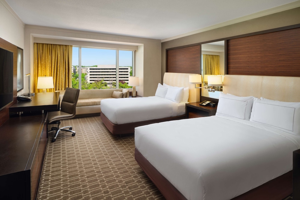 Hilton McLean Tysons Corner - photo 25