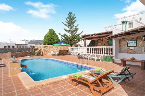 La Casona - carbon neutral hotel in Tias