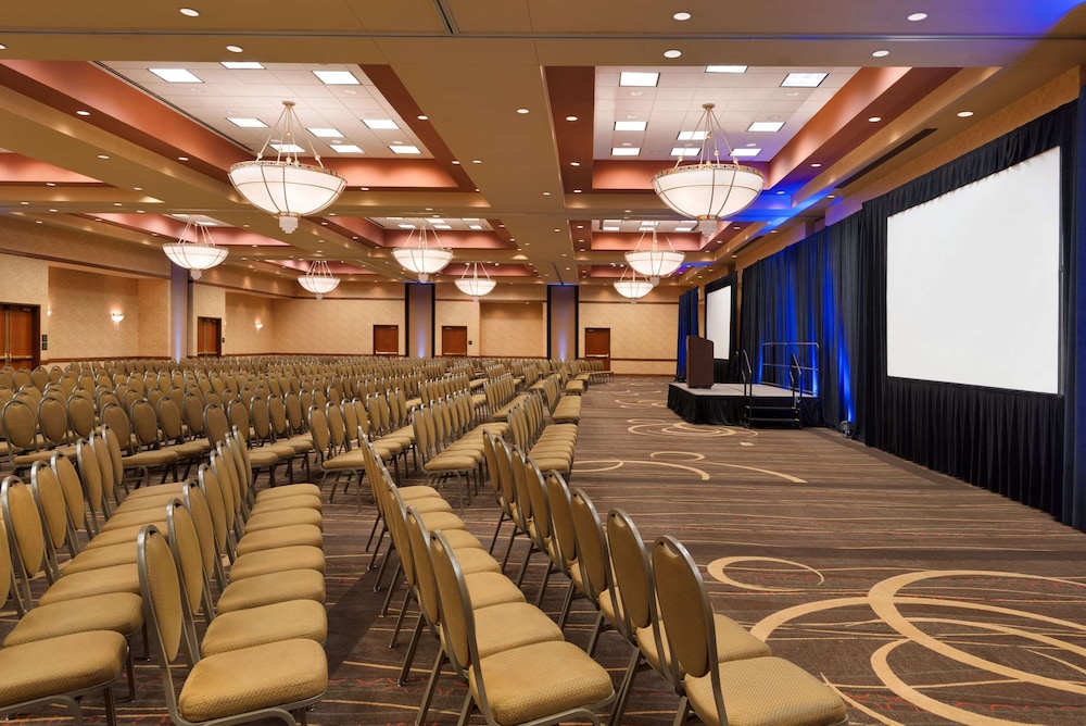 Embassy Suites by Hilton Franklin Cool Springs - photo 62
