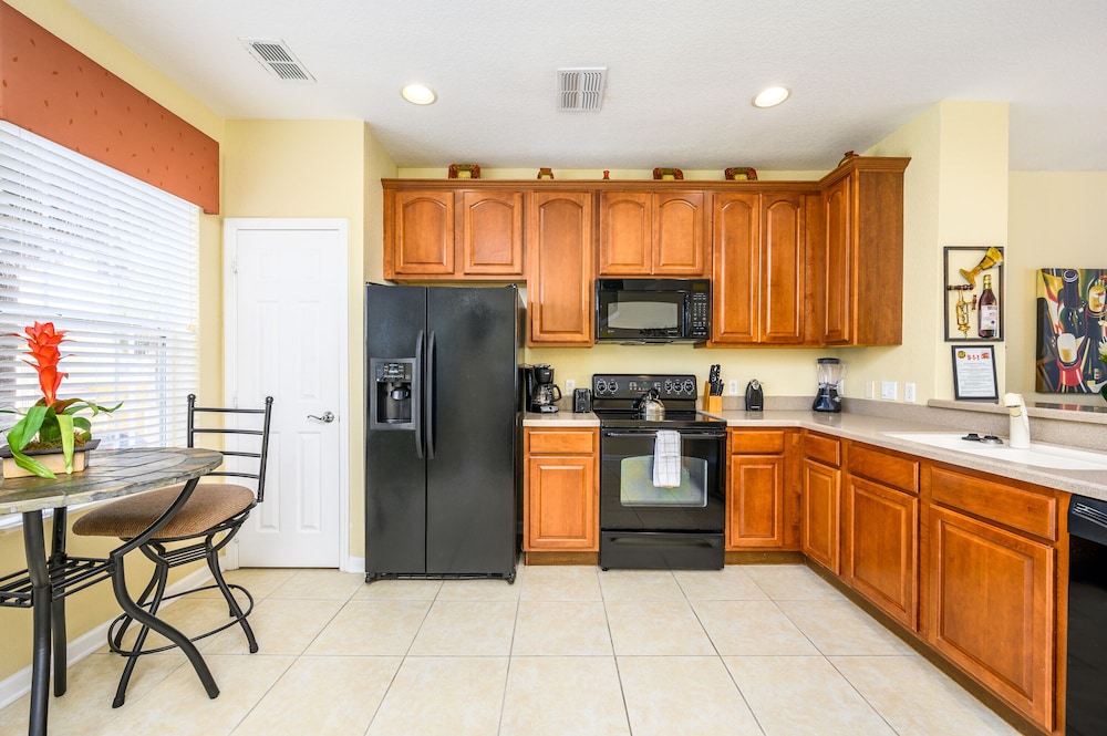 Vista Cay Resort Direct Townhomes by Millennium Management - photo 167
