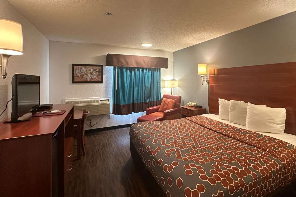 Econo Lodge Tucumcari Route 66 - photo 15