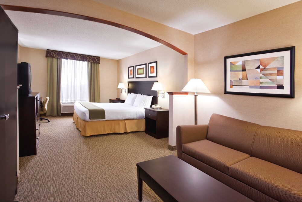 Holiday Inn Express Hotel & Suites Cleveland Streetsboro by IHG - photo 14