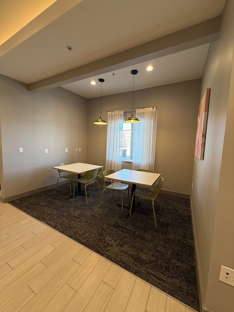 Spark by Hilton Midland South - photo 30