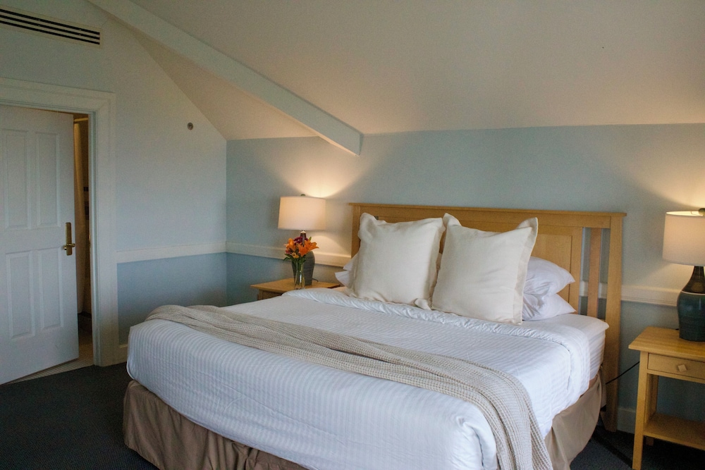 The McKernan Inn - photo 35