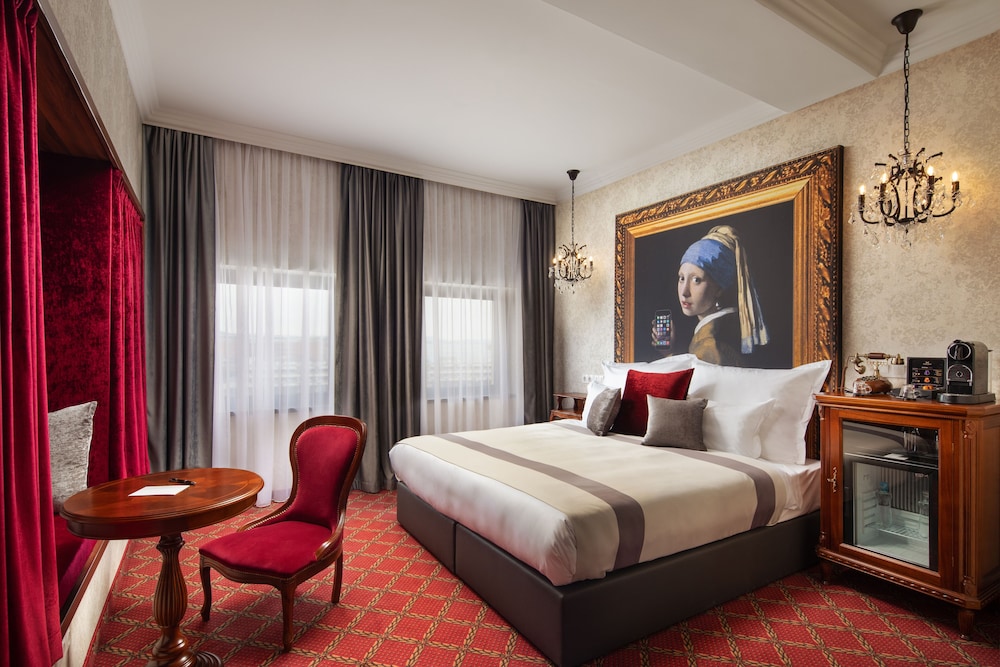 Mystery Hotel Budapest Preferred Hotels & Resorts — 5-Star Luxury Hotel in Budapest, Hungary