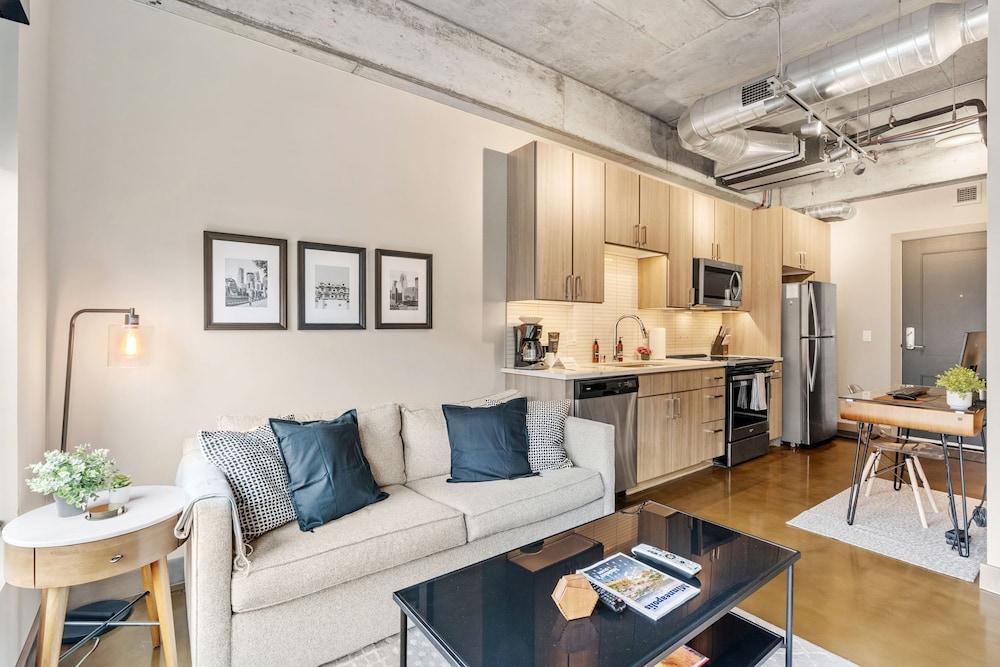 Sable 403 Alcove — 4-Star Luxury Hotel in Minneapolis, United States