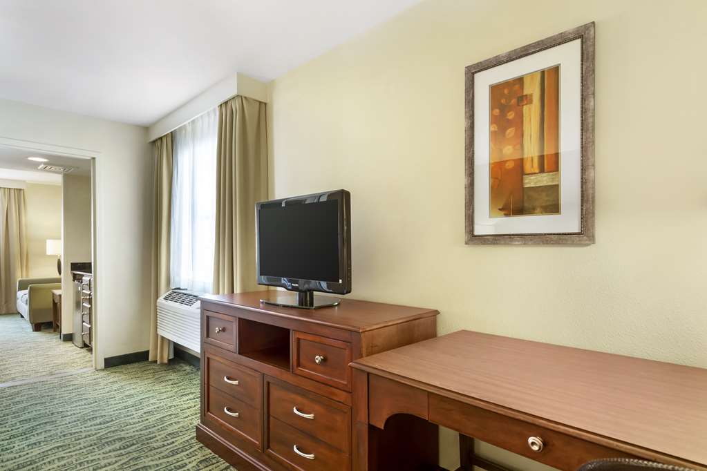 Best Western McAllen Medical Center - photo 8