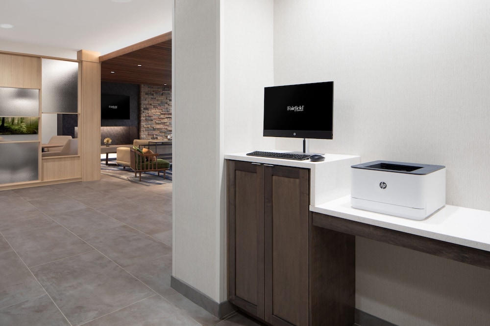 Fairfield by Marriott Inn & Suites Whitsett Greensboro East - photo 25