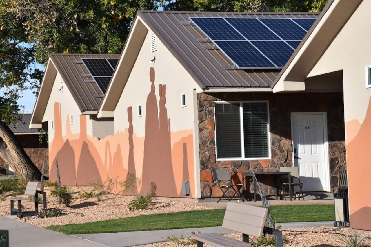 Bunkhouse 8B In Natural Setting — hotel in Laverkin