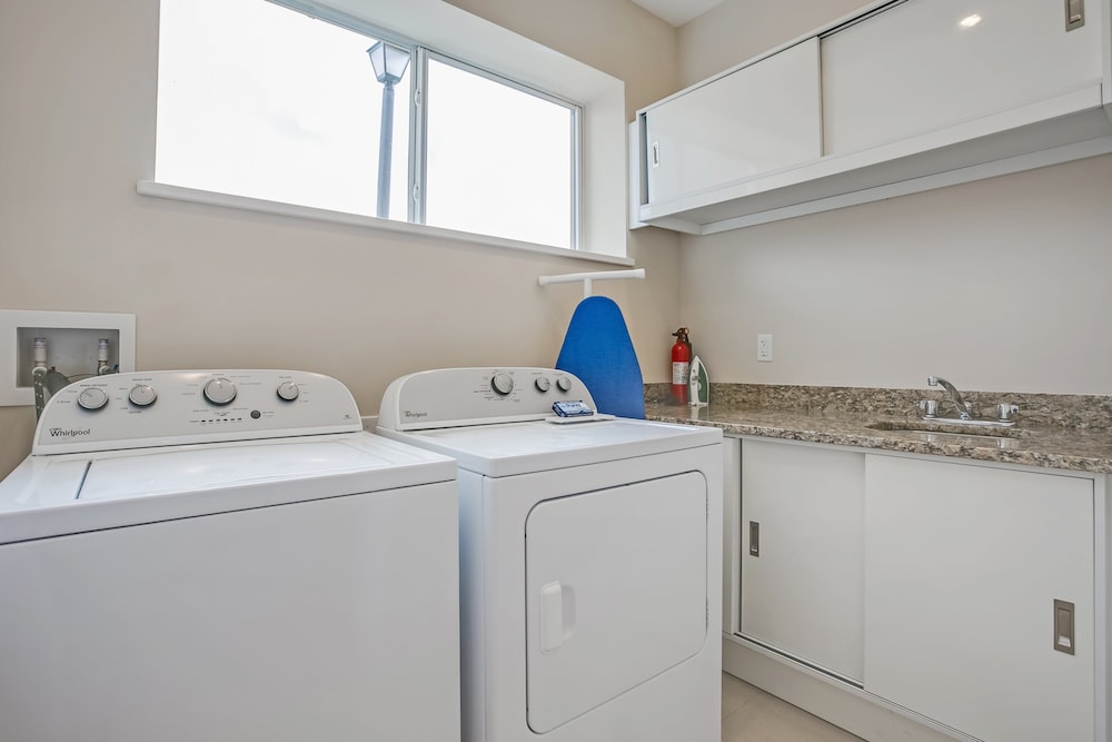 Modern Magic Village Resort Townhome - photo 32