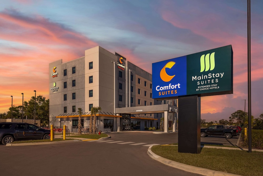 Comfort Suites Fort Myers East I 75 - photo 37