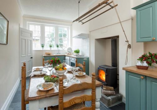 Manor Cottage