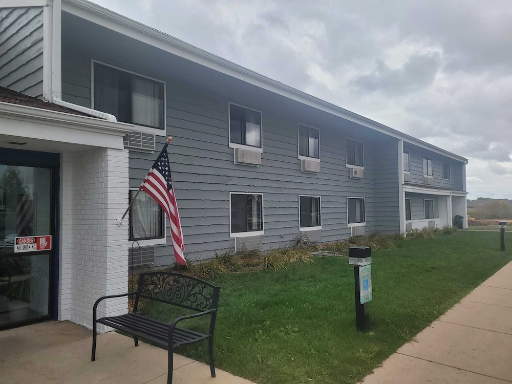 Belgium Inn & Suites - photo 27