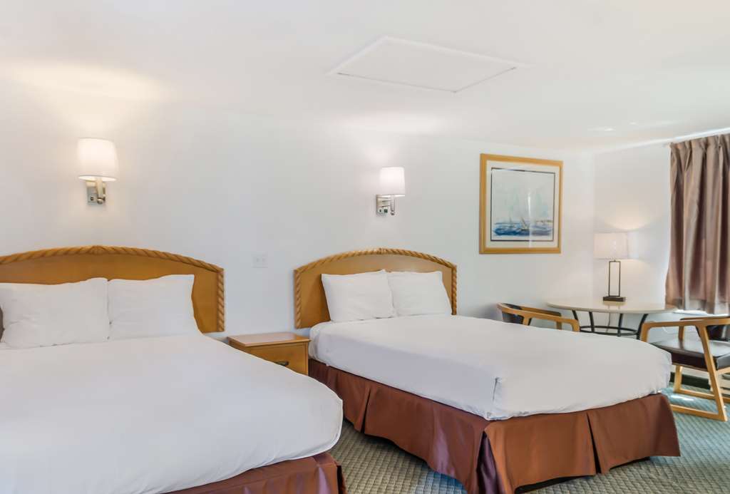 Americas Best Value Inn & Suites Hyannis Cape Cod - photo 30
