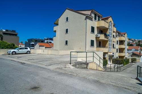 Apartment Elly — 4-Star Luxury Hotel in Dubrovnik, Croatia