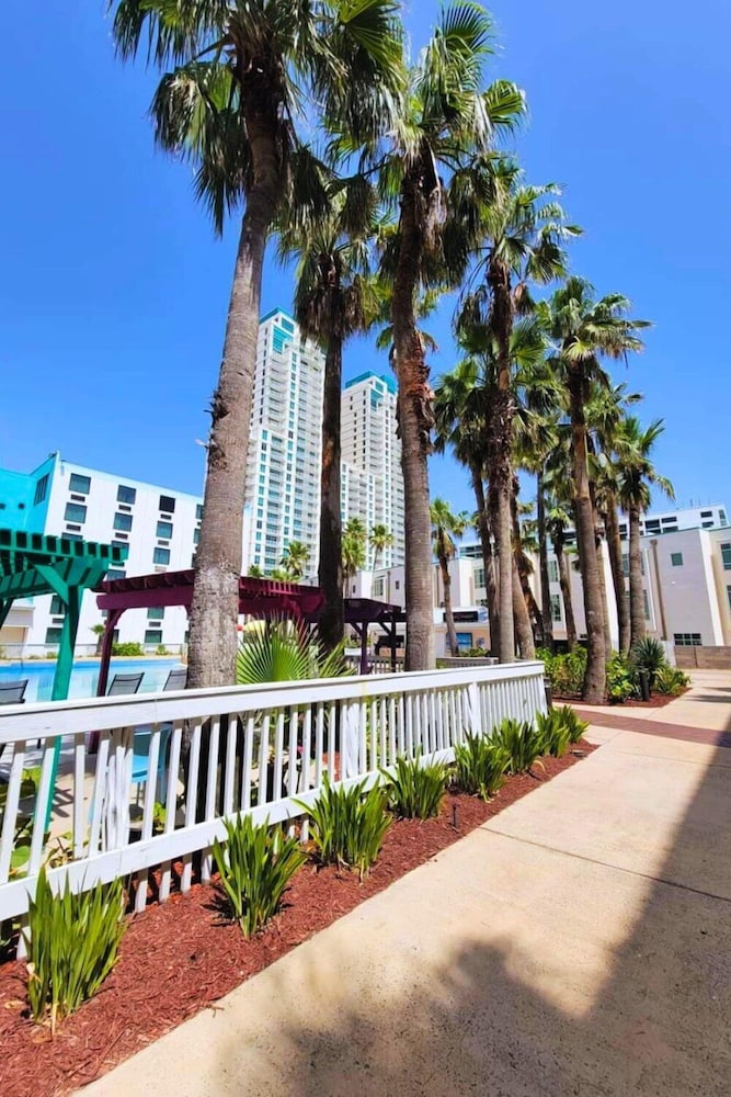 Holiday Inn Resort South Padre Island Beach Front by IHG - photo 19