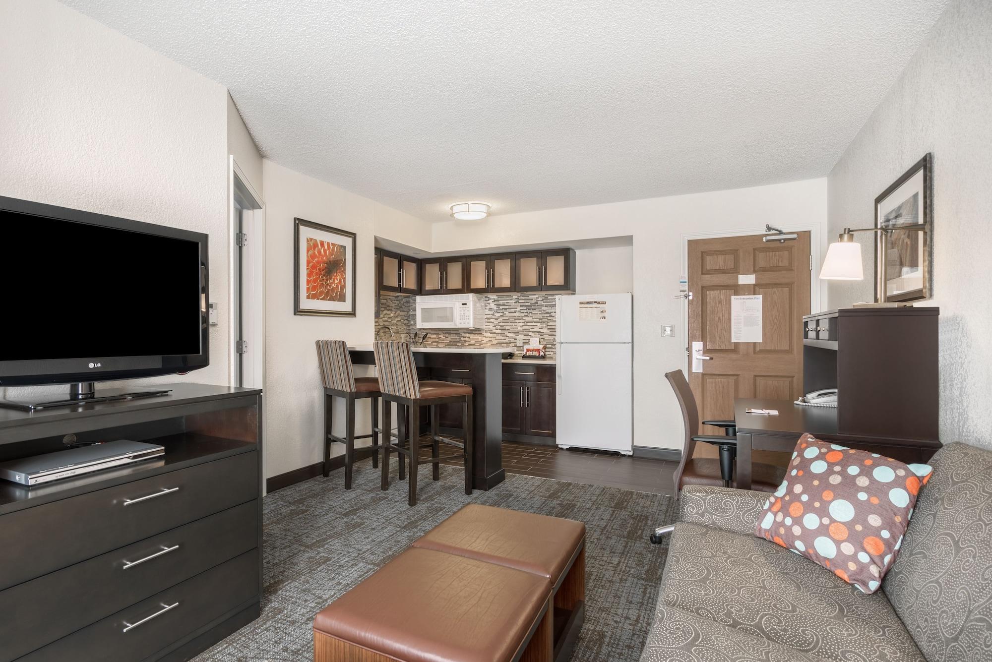 Staybridge Suites Wilmington Newark by IHG - photo 19