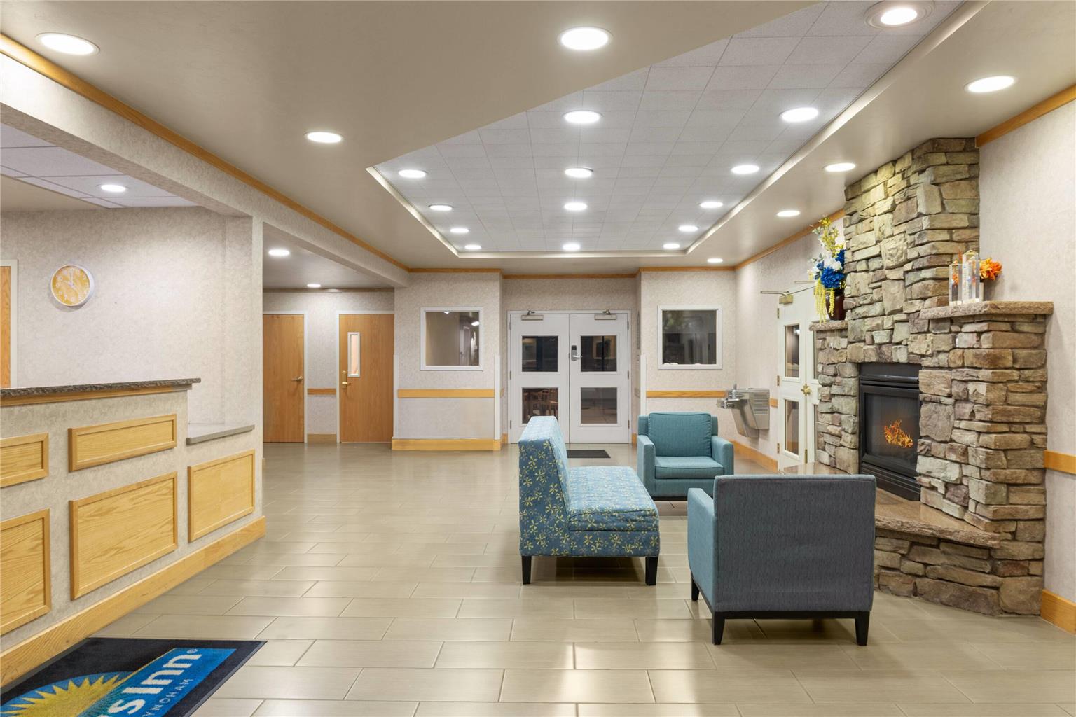 Days Inn by Wyndham Chino Valley - photo 6