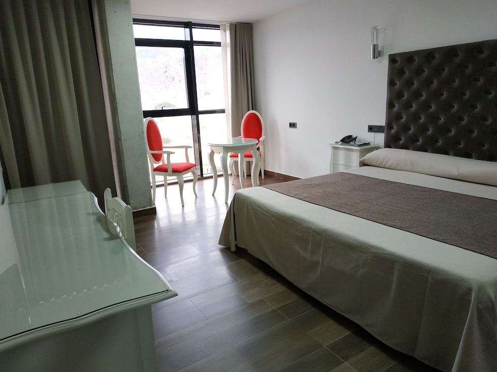 Hotel Julián — Alhama De Murcia — photo 4