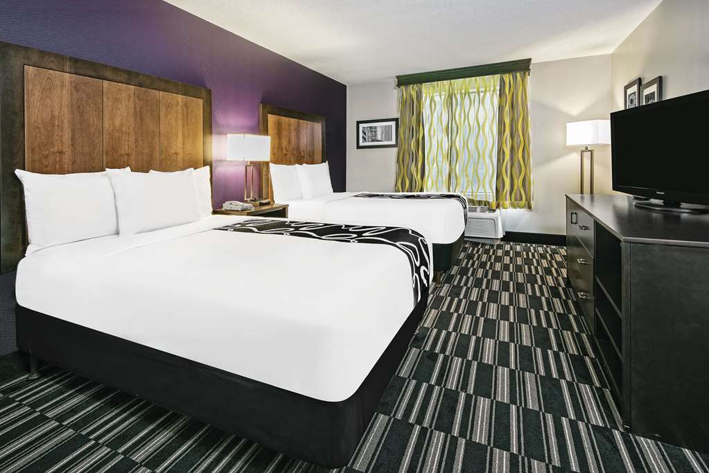 La Quinta Inn Suites Houston North Spring - photo 15