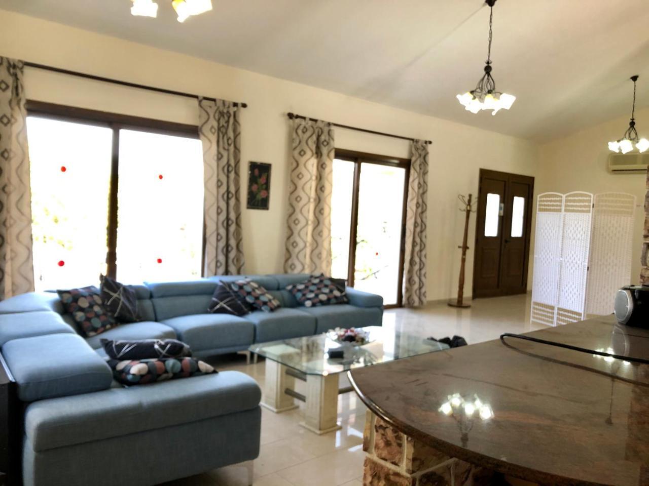 Androniki Luxury Villa Sea Views Pool BBQ WiFi A C