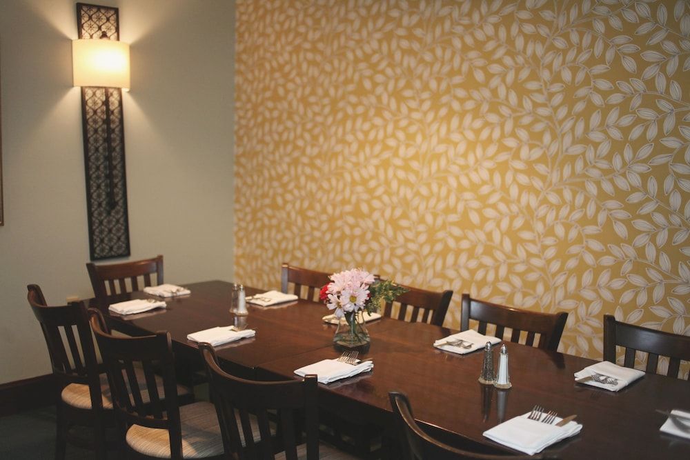 Sheridan Livery Inn & Restaurant - photo 23