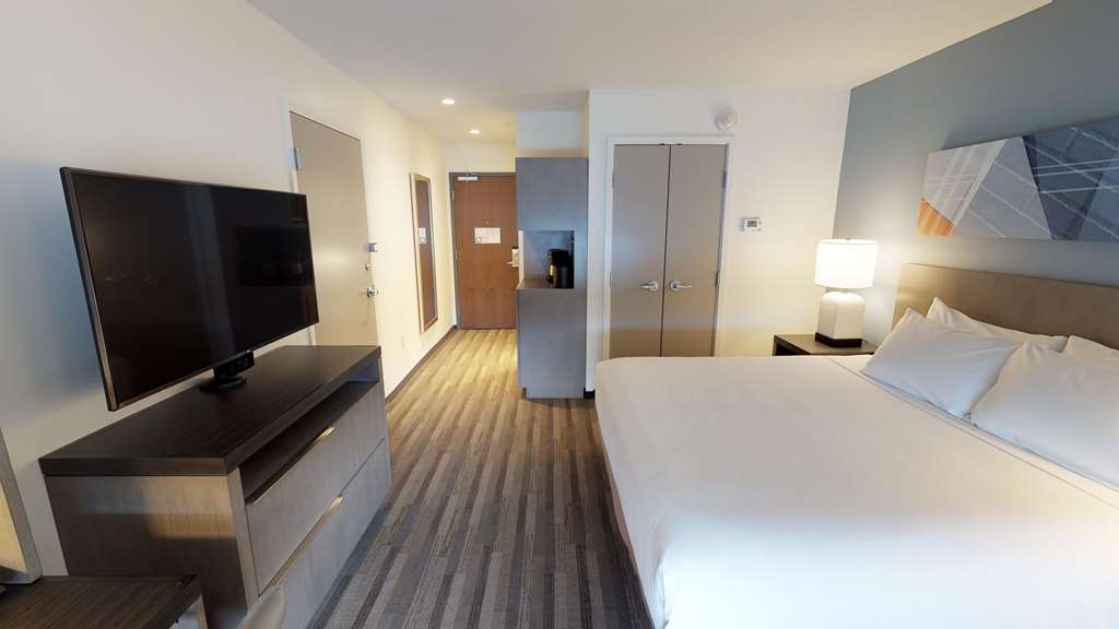Hyatt House Chicago Oak Brook - photo 18