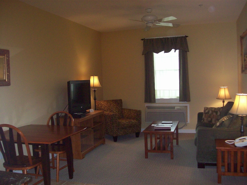 The Colonels Suites Unit 1 - featured photo