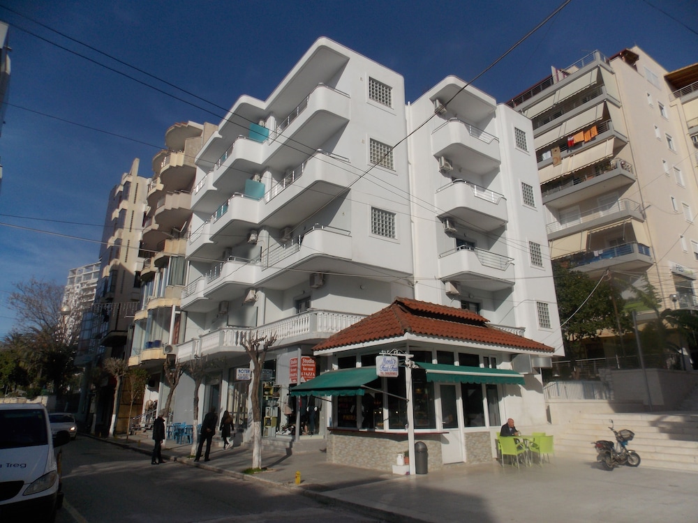 Hotel Piaca - last minute hotel in Sarande