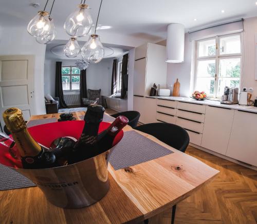 Vila Prazska — 4-Star Luxury Hotel in Vrchlabi, Czech Republic