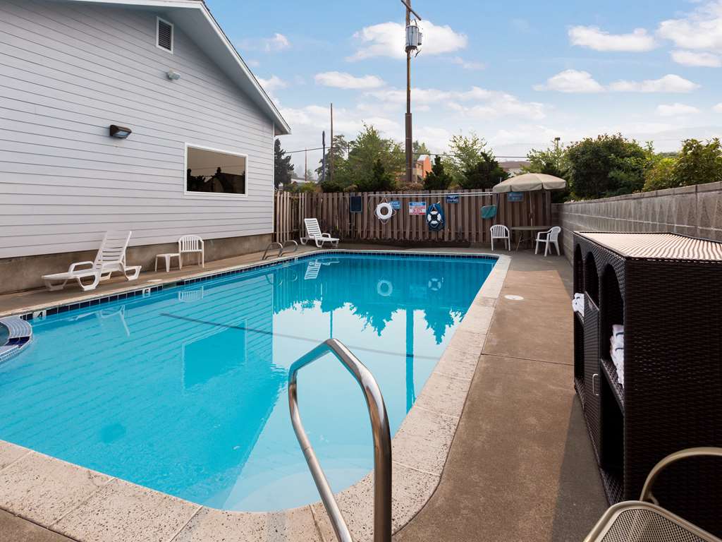 Red Lion Inn & Suites Grants Pass - photo 29