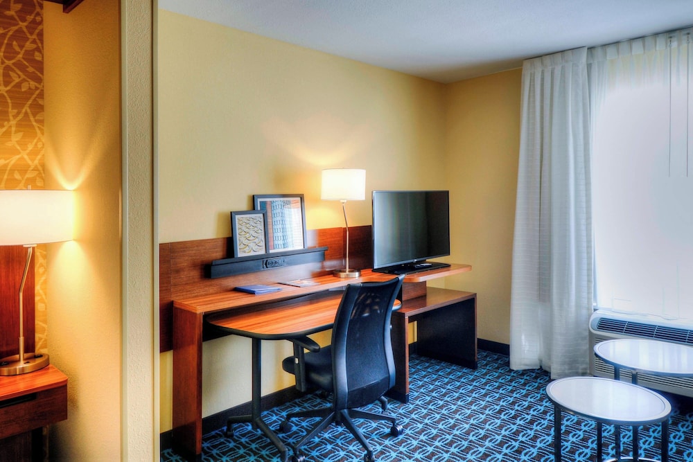 Fairfield Inn & Suites by Marriott Princeton - photo 10