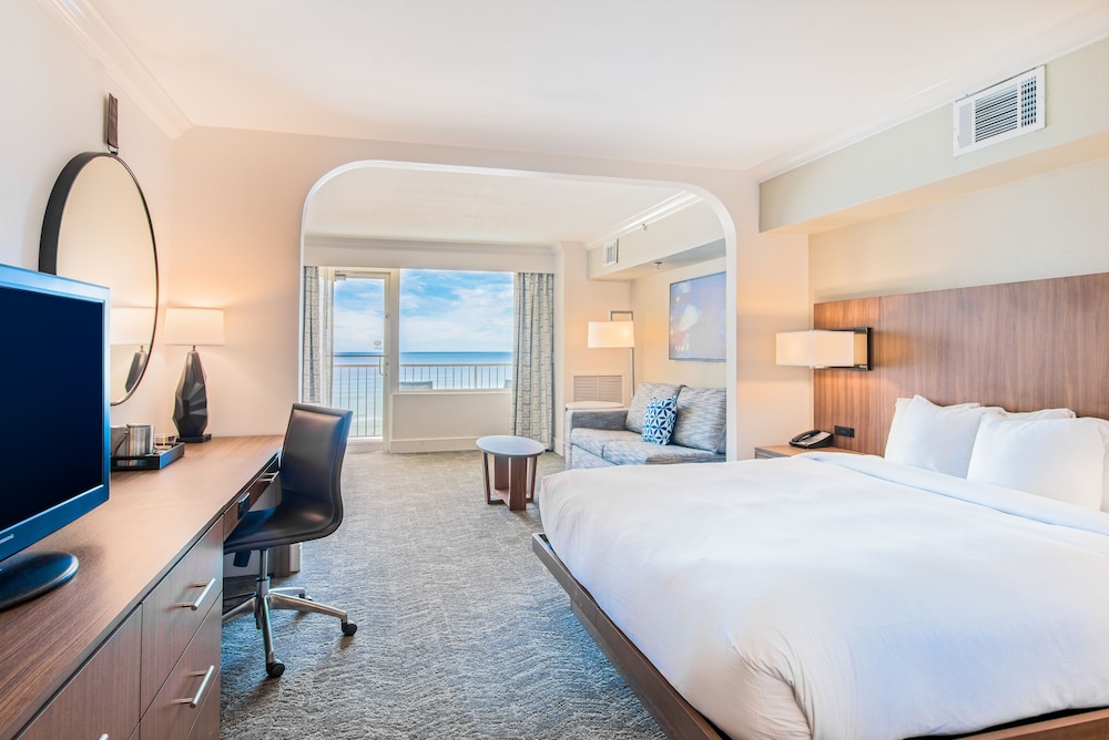 Hilton Pensacola Beach - photo 22
