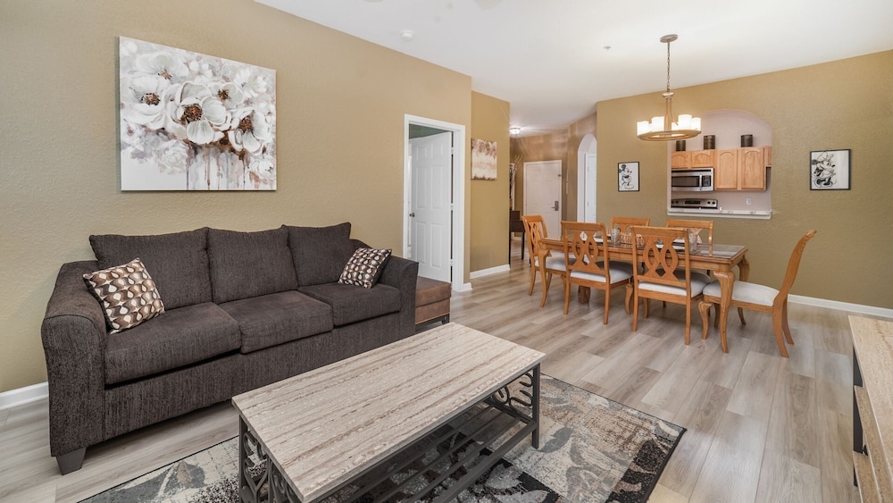 2821 Almaton Loop Unit 204 - photo 9