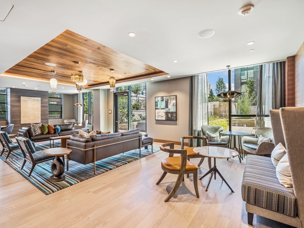 Global Luxury Suites at Reston Town Center - photo 3