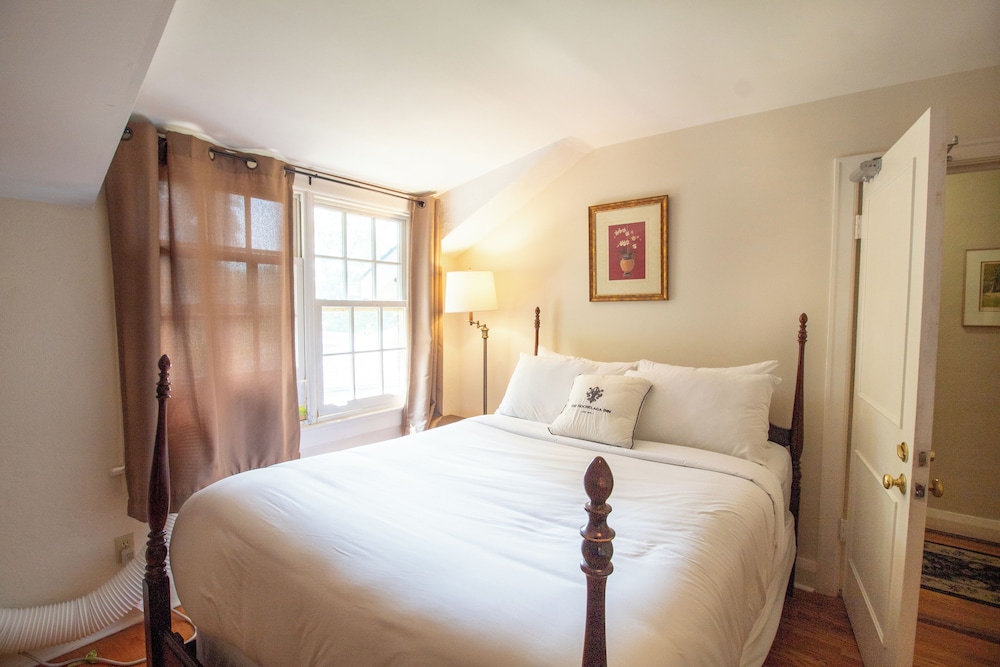 Hochelaga Inn in Kingston, Canada